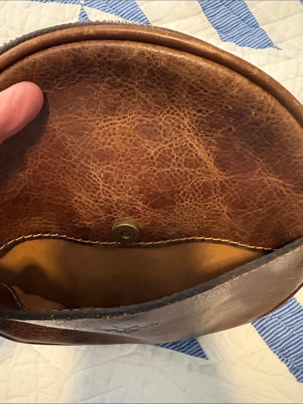 Patricia Nash Brown Embossed Leather Round Crossbody - Picture 5 of 8